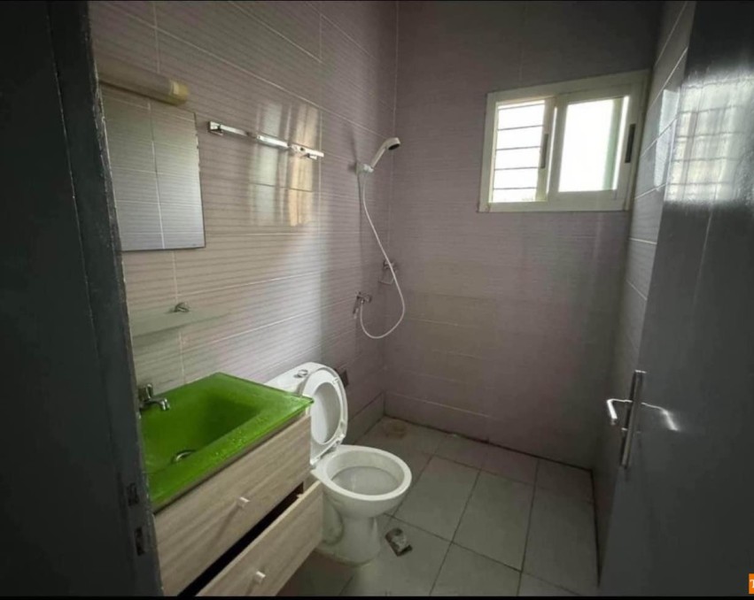 1 CHAMBRE SALON A LOUER ABIDJAN GENIE 2000