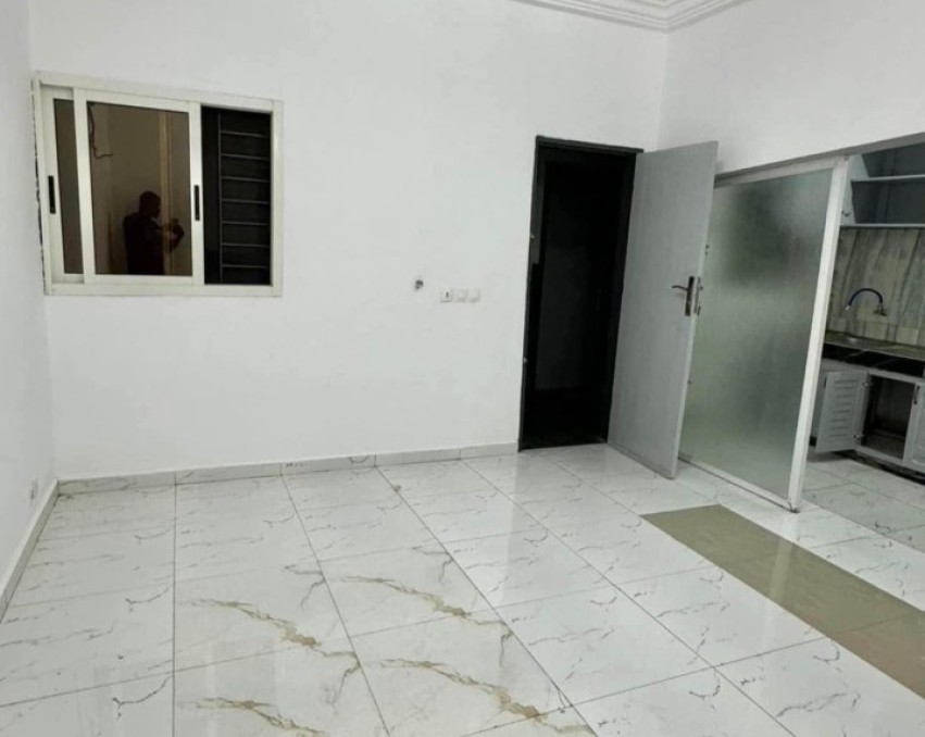 1 CHAMBRE SALON A LOUER ABIDJAN GENIE 2000