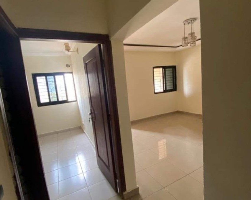 2 CHAMBRES SALON A LOUER ABIDJAN ANGRE NOUVEAU CHU Y4