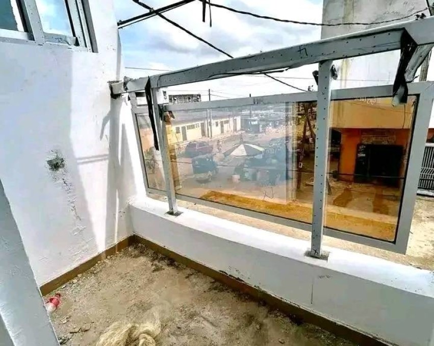 1 CHAMBRE SALON A LOUER ABIDJAN Cocody Riviera Anono juste après le centre de Santé urbain d'anono