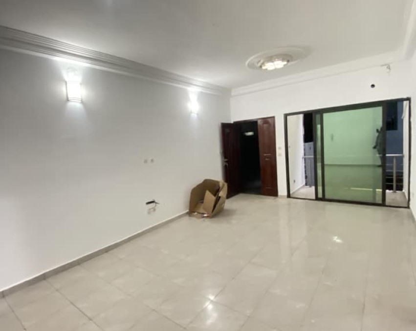 2 CHAMBRES SALON A LOUER ABIDJAN COCODY ANGRÉ 9e TRANCHE