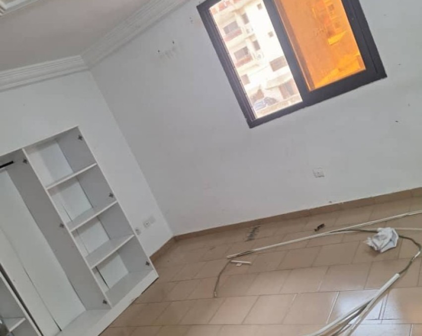 2 CHAMBRES SALON A LOUER ABIDJAN COCODY ANGRÉ CHÂTEAU