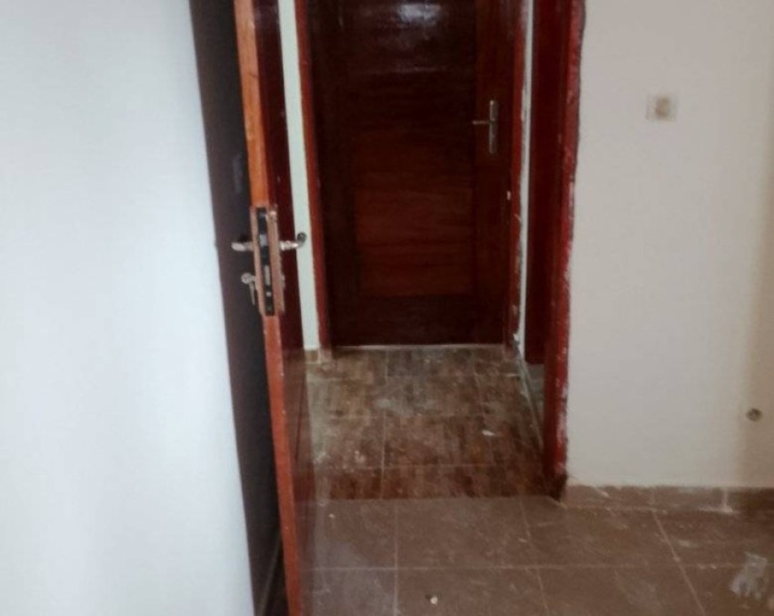 2 CHAMBRES SALON A LOUER ABIDJAN YOPOUGON AGBAYATE