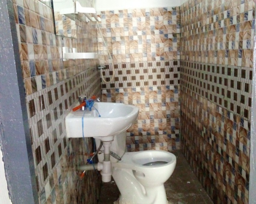 1 CHAMBRE SALON A LOUER ABIDJAN bingerville carrefour CIE