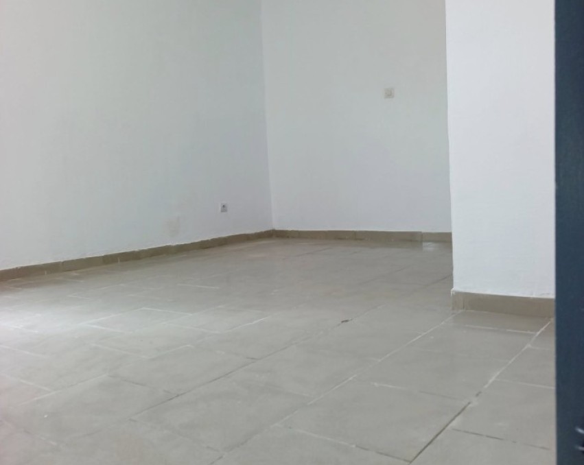 1 CHAMBRE SALON A LOUER ABIDJAN COCODY RIVIERA FAYA