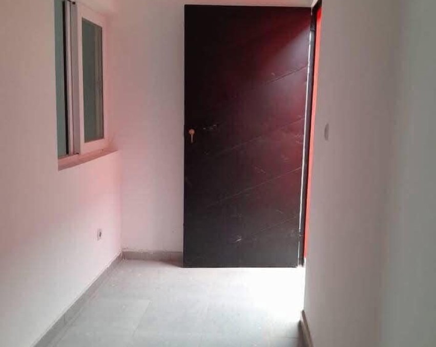 1 CHAMBRE SALON A LOUER BASSAM MOCKEYVILLE ARTISANALE