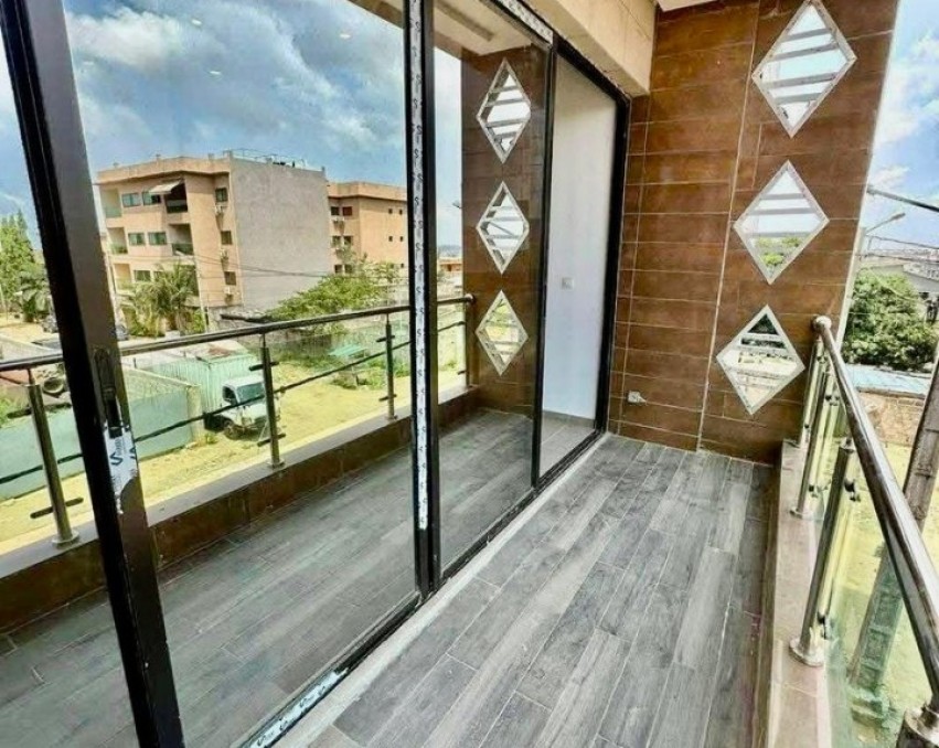 2 CHAMBRES SALON A LOUER ABIDJAN COCODY RIVIERA FAYA CITÉ SIR 