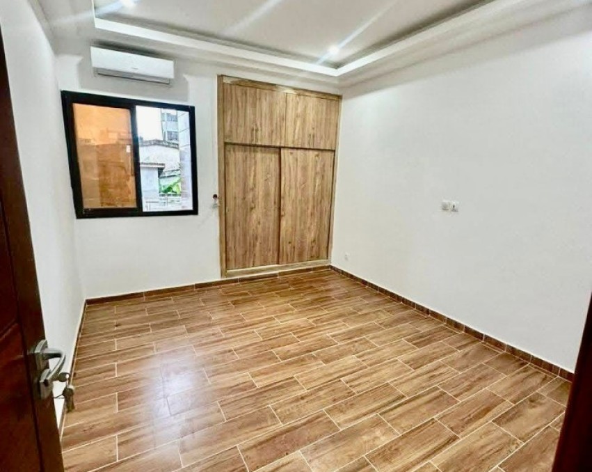 2 CHAMBRES SALON A LOUER ABIDJAN COCODY RIVIERA FAYA CITÉ SIR 