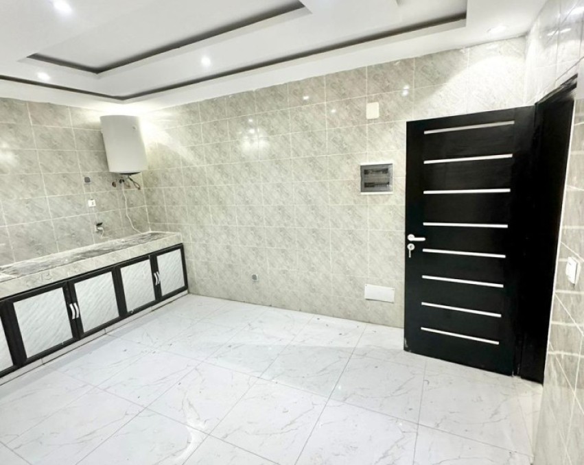 2 CHAMBRES SALON A LOUER ABIDJAN Cocody Angré nouveau Chu 